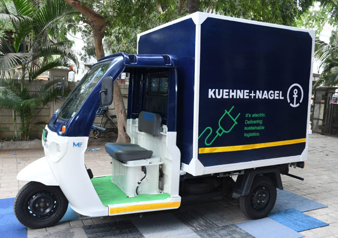 Kuehne+Nagel introduce vehicule electrice în India pentru transferurile de la aeroport